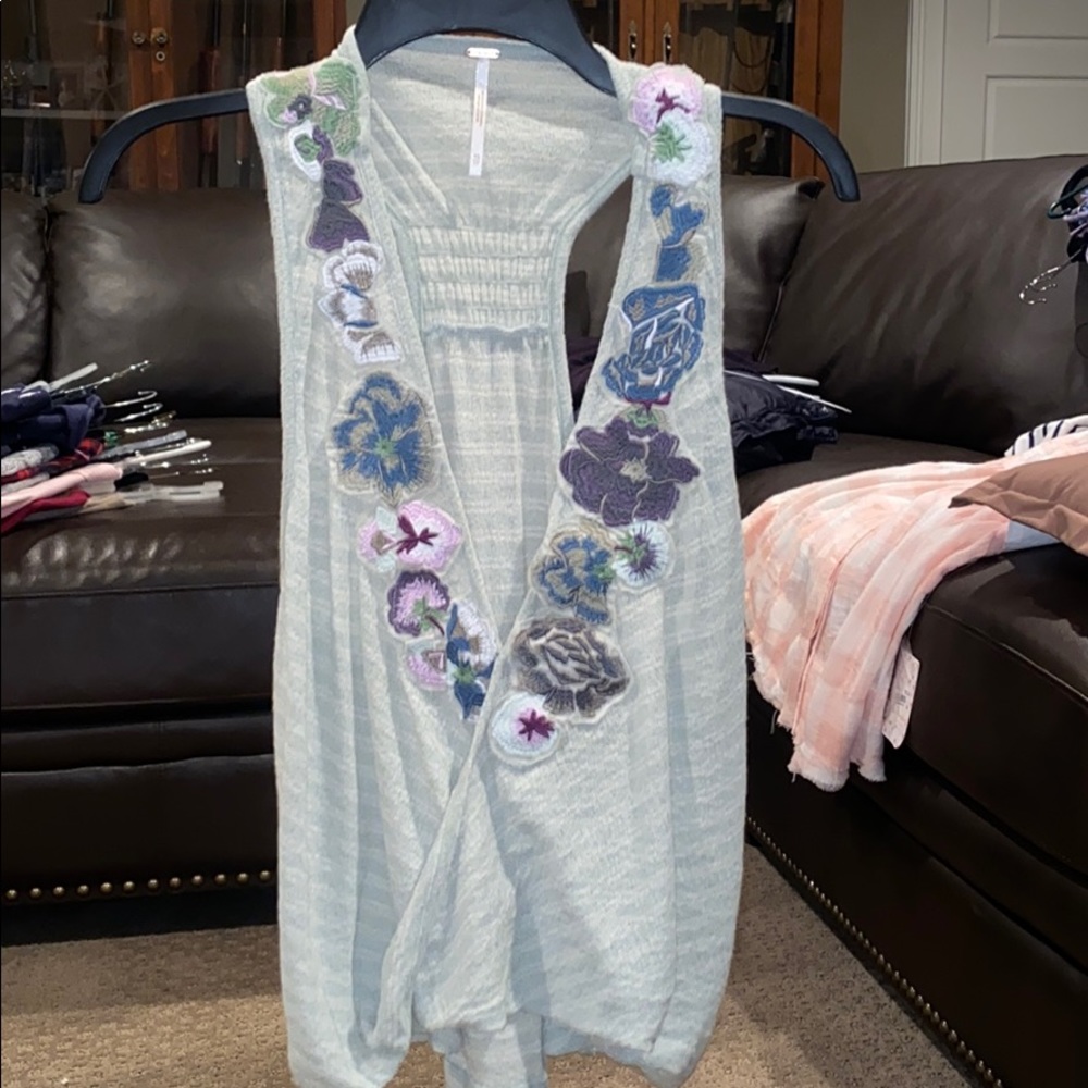 Floral tank